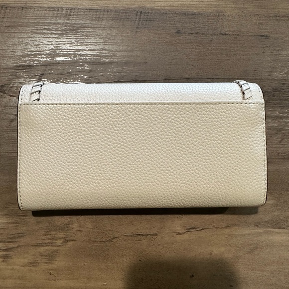 Kate Spade -Large handbag with matching wallet. Kept is duster bag - Picture 5 of 10